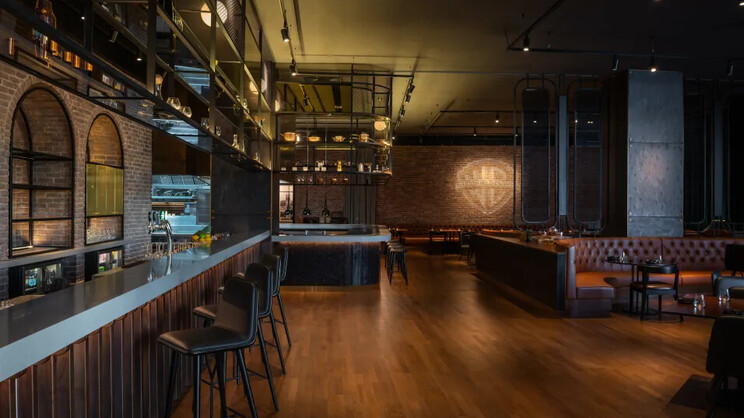 The WB Abu Dhabi, Curio Collection by Hilton